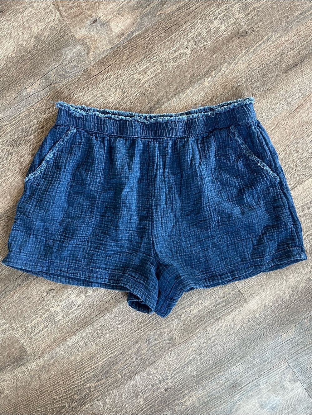 Aerie 100% gauzy cotton pull on high waist navy blue shorts - Picture 2 of 7